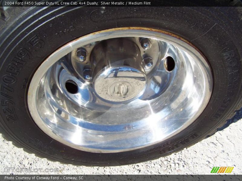 Silver Metallic / Medium Flint 2004 Ford F450 Super Duty XL Crew Cab 4x4 Dually