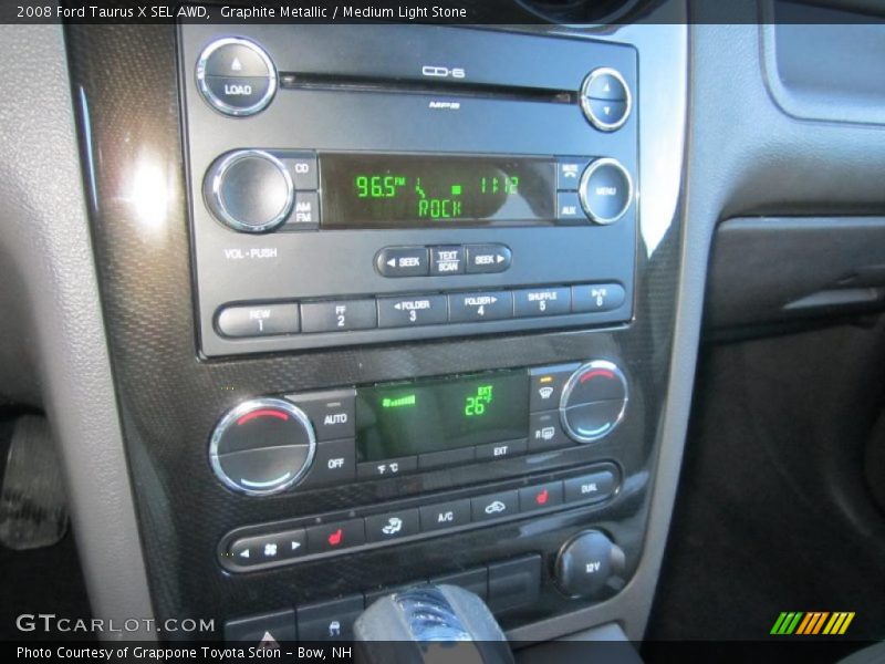 Controls of 2008 Taurus X SEL AWD