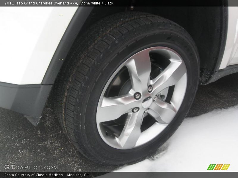 Stone White / Black 2011 Jeep Grand Cherokee Overland 4x4
