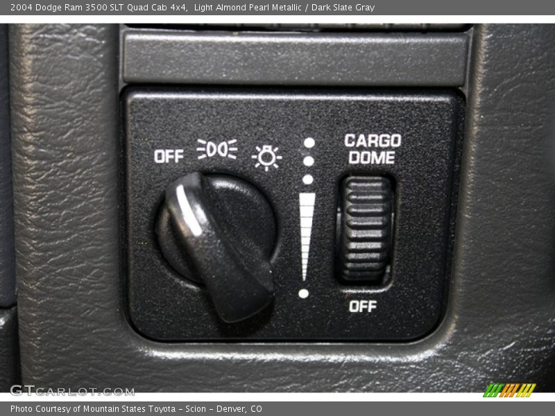 Controls of 2004 Ram 3500 SLT Quad Cab 4x4