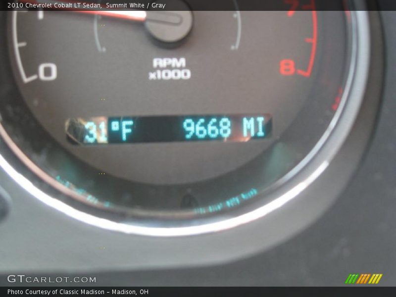 Summit White / Gray 2010 Chevrolet Cobalt LT Sedan