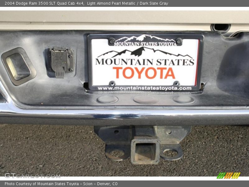 Light Almond Pearl Metallic / Dark Slate Gray 2004 Dodge Ram 3500 SLT Quad Cab 4x4