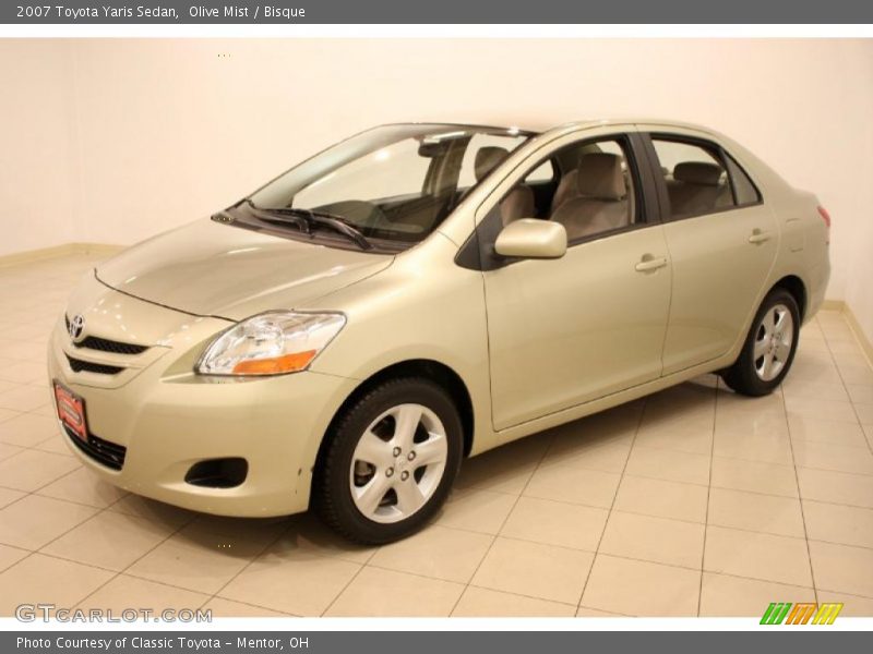 Olive Mist / Bisque 2007 Toyota Yaris Sedan