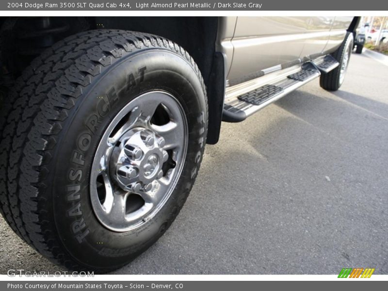 Light Almond Pearl Metallic / Dark Slate Gray 2004 Dodge Ram 3500 SLT Quad Cab 4x4