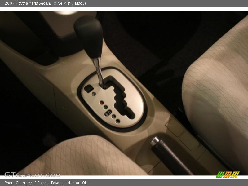 Olive Mist / Bisque 2007 Toyota Yaris Sedan