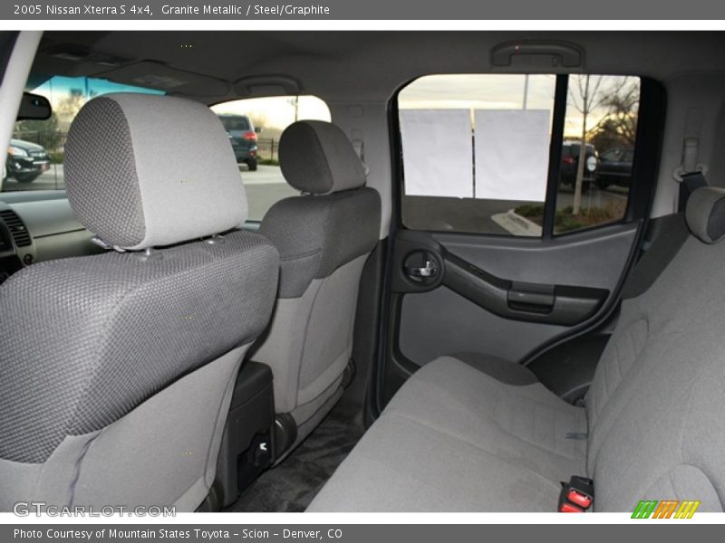 Granite Metallic / Steel/Graphite 2005 Nissan Xterra S 4x4