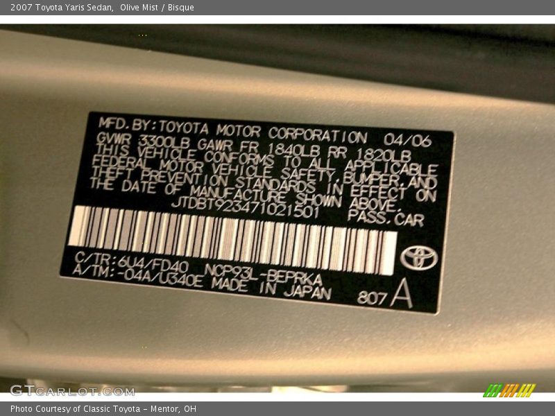 Olive Mist / Bisque 2007 Toyota Yaris Sedan