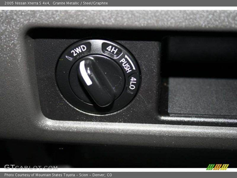 Granite Metallic / Steel/Graphite 2005 Nissan Xterra S 4x4