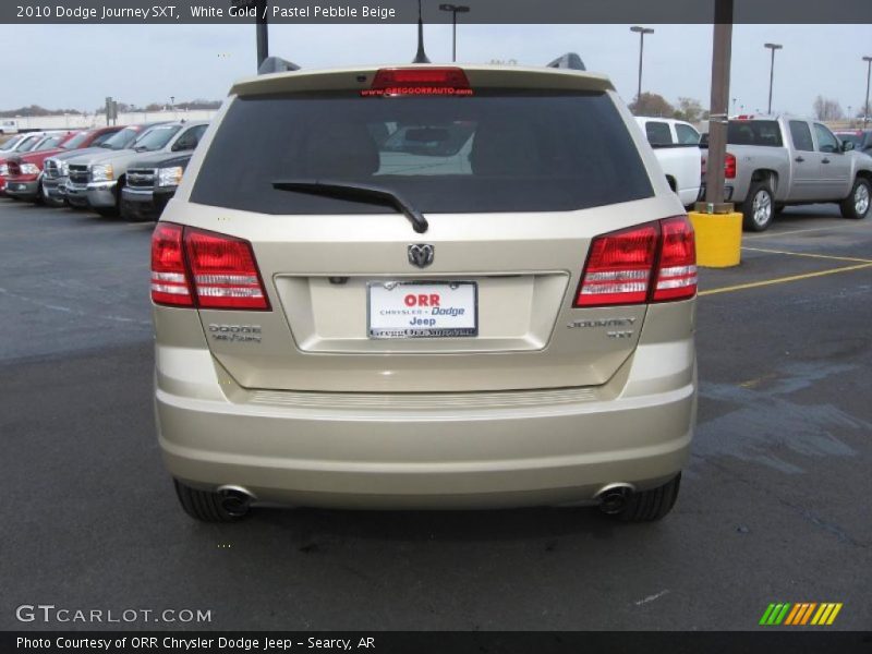 White Gold / Pastel Pebble Beige 2010 Dodge Journey SXT
