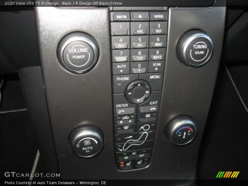 Controls of 2010 V50 T5 R-Design