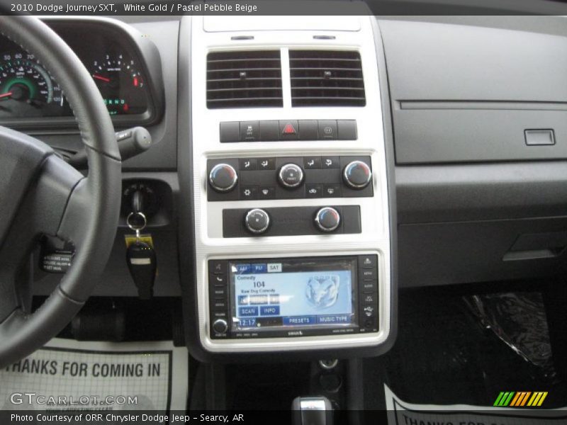 White Gold / Pastel Pebble Beige 2010 Dodge Journey SXT