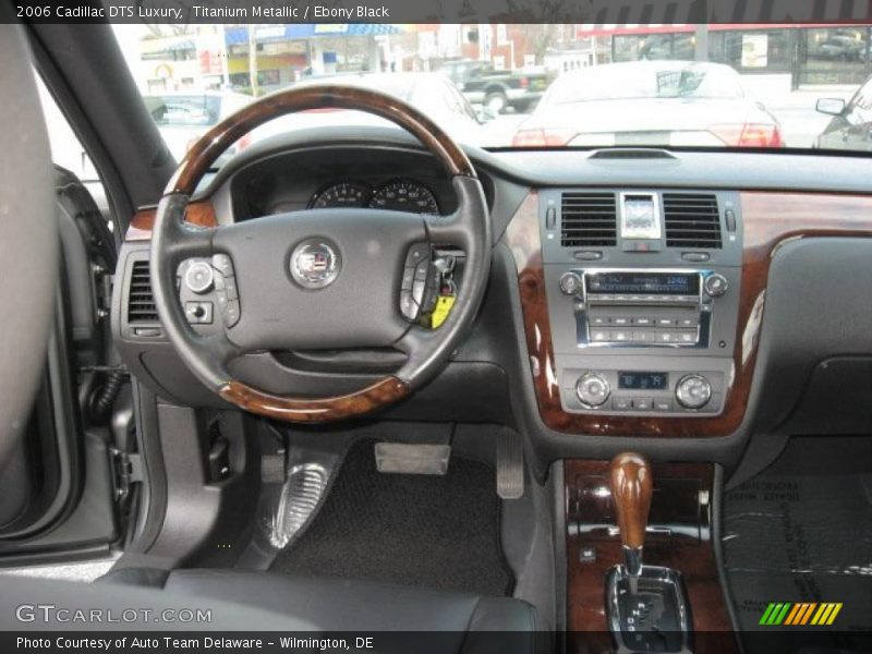 Dashboard of 2006 DTS Luxury