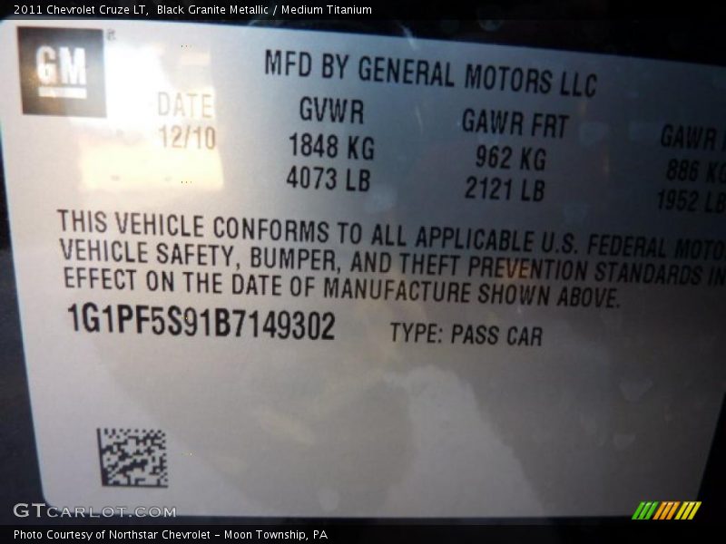Black Granite Metallic / Medium Titanium 2011 Chevrolet Cruze LT
