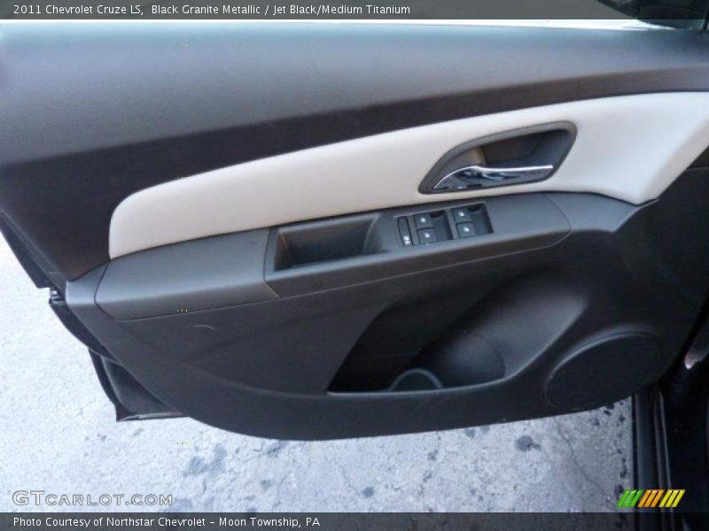 Black Granite Metallic / Jet Black/Medium Titanium 2011 Chevrolet Cruze LS