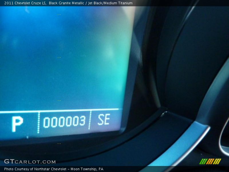 Black Granite Metallic / Jet Black/Medium Titanium 2011 Chevrolet Cruze LS