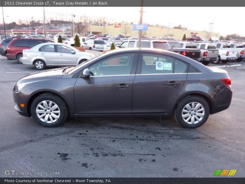 Taupe Gray Metallic / Jet Black 2011 Chevrolet Cruze LT
