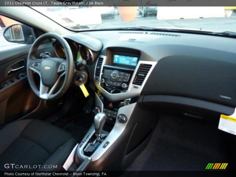 Dashboard of 2011 Cruze LT