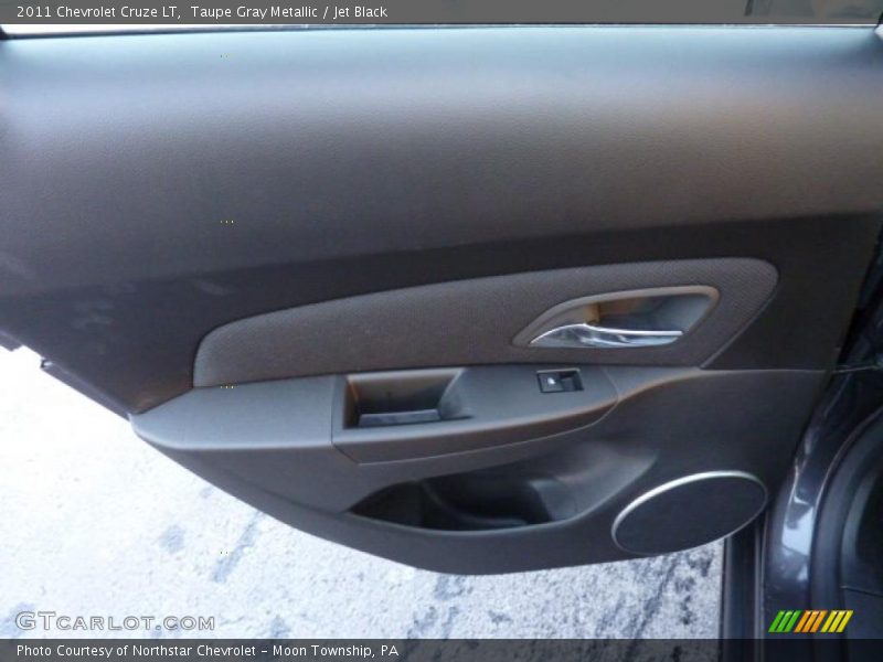 Taupe Gray Metallic / Jet Black 2011 Chevrolet Cruze LT
