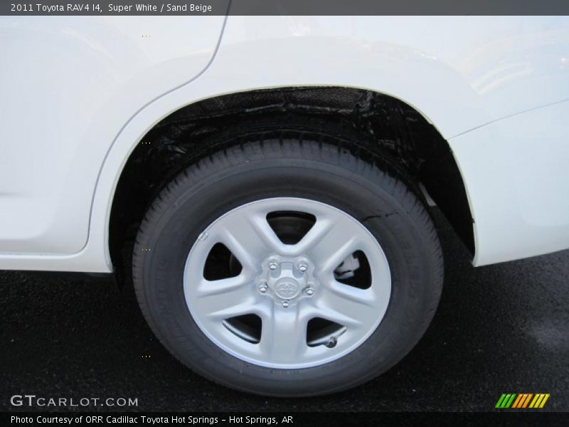 Super White / Sand Beige 2011 Toyota RAV4 I4