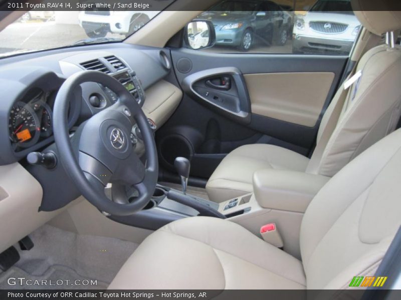 Super White / Sand Beige 2011 Toyota RAV4 I4