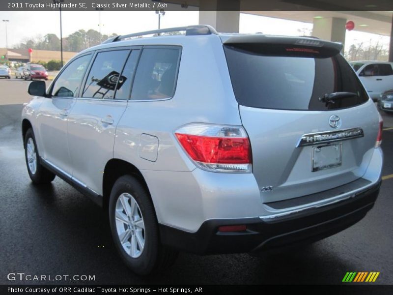 Classic Silver Metallic / Ash 2011 Toyota Highlander SE