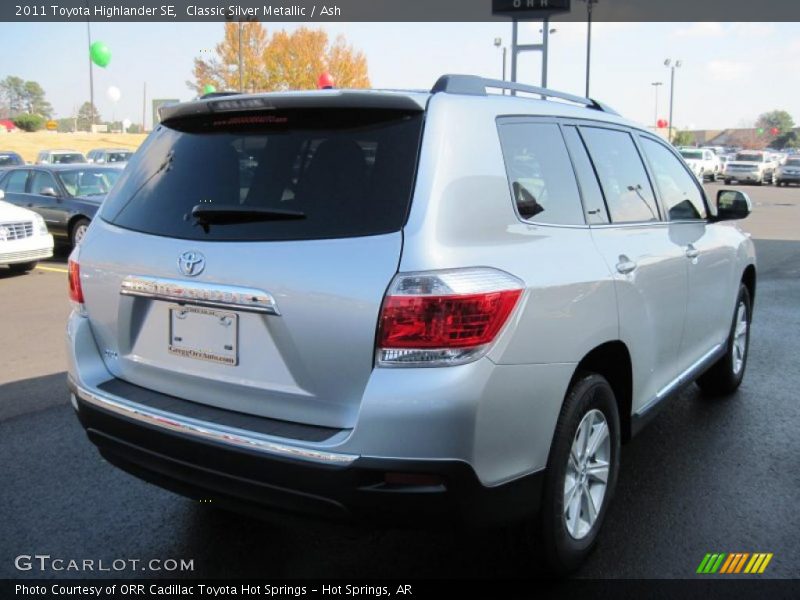 Classic Silver Metallic / Ash 2011 Toyota Highlander SE