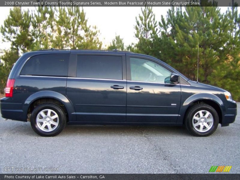 Modern Blue Pearlcoat / Medium Slate Gray/Light Shale 2008 Chrysler Town & Country Touring Signature Series
