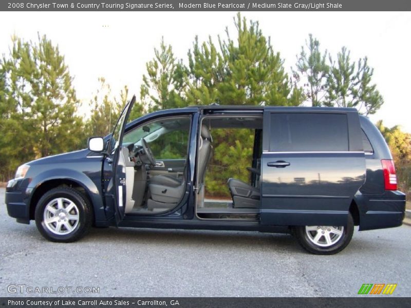 Modern Blue Pearlcoat / Medium Slate Gray/Light Shale 2008 Chrysler Town & Country Touring Signature Series