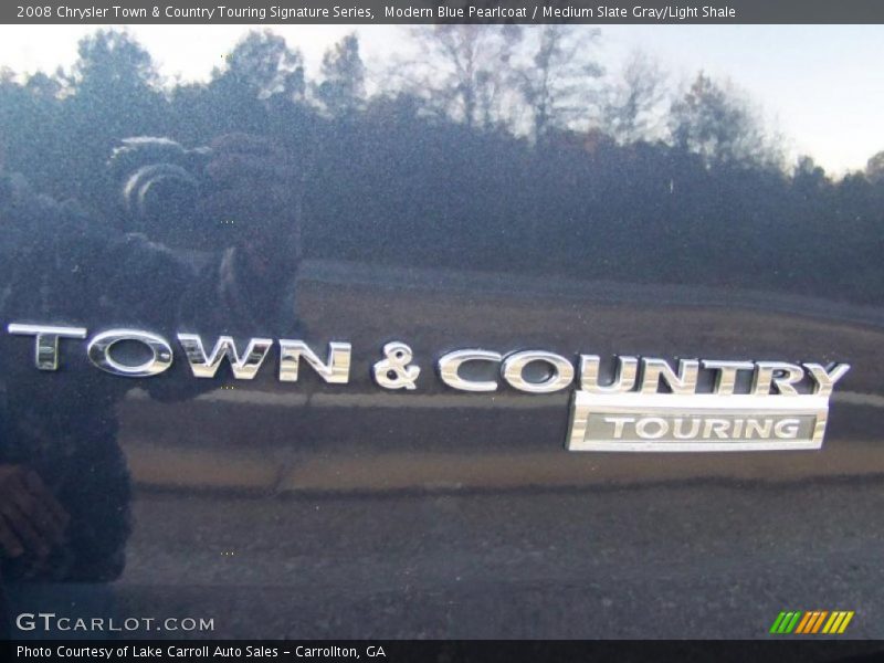 Modern Blue Pearlcoat / Medium Slate Gray/Light Shale 2008 Chrysler Town & Country Touring Signature Series