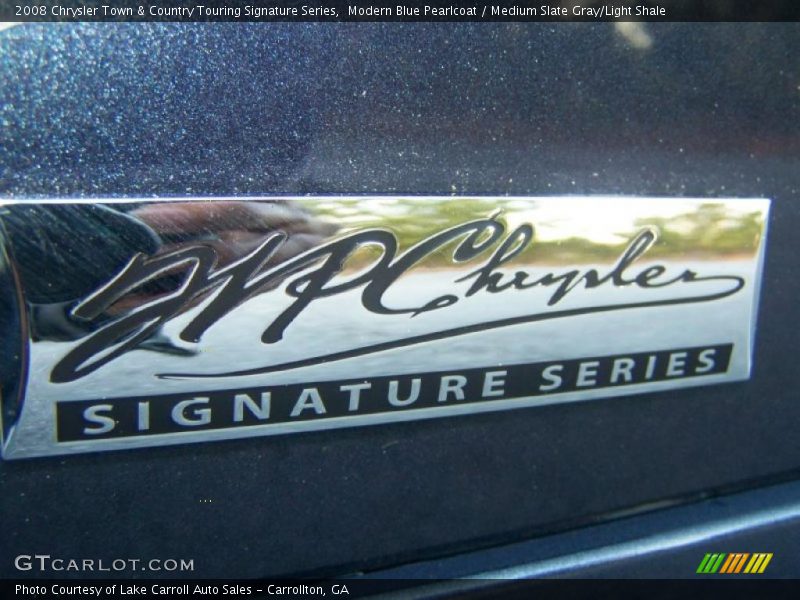 Modern Blue Pearlcoat / Medium Slate Gray/Light Shale 2008 Chrysler Town & Country Touring Signature Series