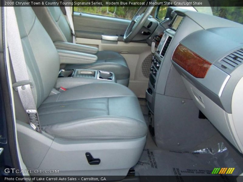Modern Blue Pearlcoat / Medium Slate Gray/Light Shale 2008 Chrysler Town & Country Touring Signature Series