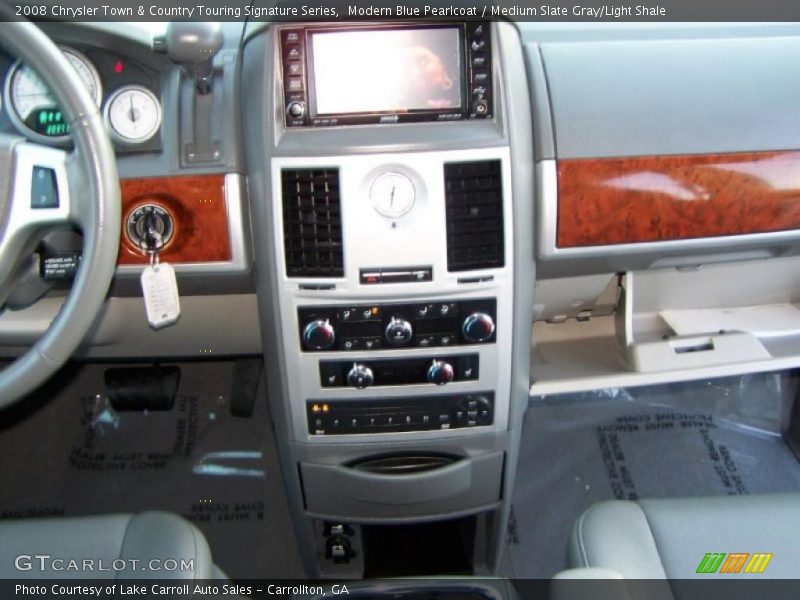 Modern Blue Pearlcoat / Medium Slate Gray/Light Shale 2008 Chrysler Town & Country Touring Signature Series