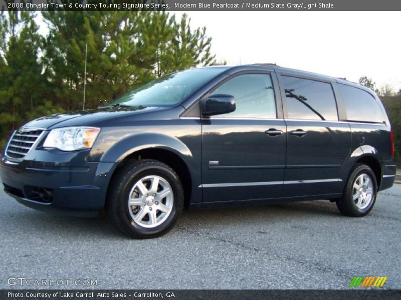 Modern Blue Pearlcoat / Medium Slate Gray/Light Shale 2008 Chrysler Town & Country Touring Signature Series