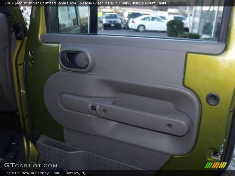 Door Panel of 2007 Wrangler Unlimited Sahara 4x4