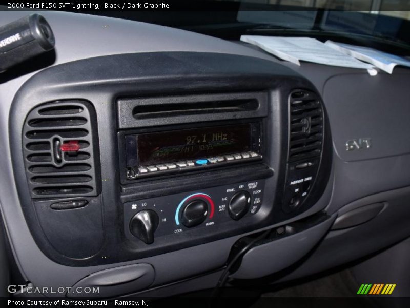 Black / Dark Graphite 2000 Ford F150 SVT Lightning