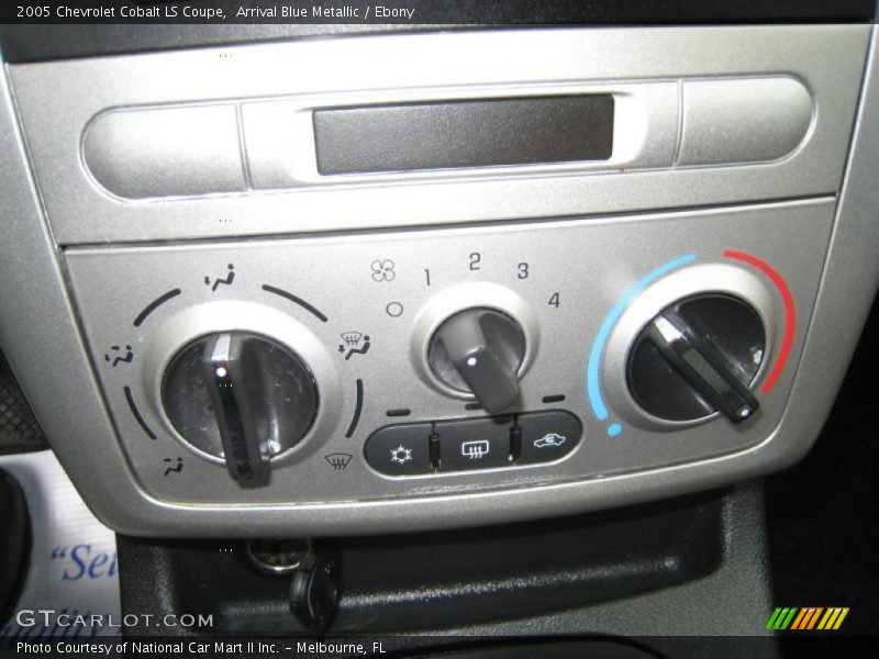 Controls of 2005 Cobalt LS Coupe