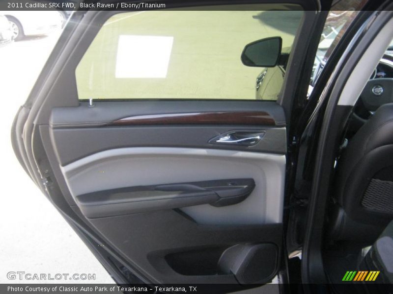 Black Raven / Ebony/Titanium 2011 Cadillac SRX FWD