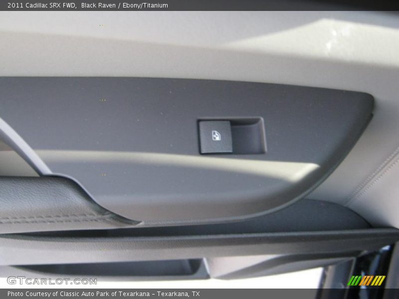 Black Raven / Ebony/Titanium 2011 Cadillac SRX FWD