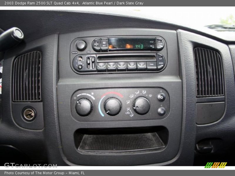 Controls of 2003 Ram 2500 SLT Quad Cab 4x4