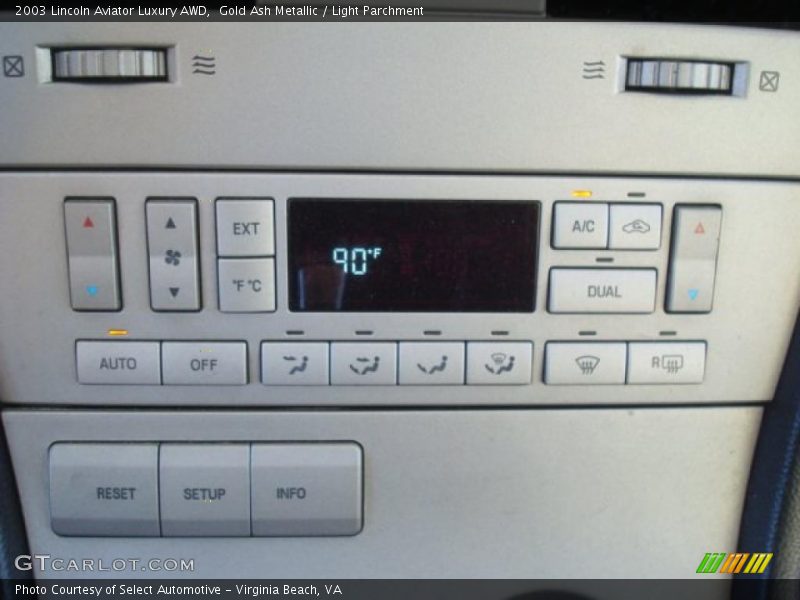 Controls of 2003 Aviator Luxury AWD