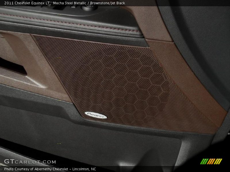 Door Panel of 2011 Equinox LT