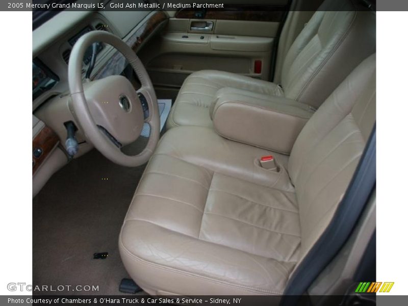 Gold Ash Metallic / Medium Parchment 2005 Mercury Grand Marquis LS