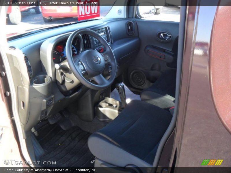 Bitter Chocolate Pearl / Black 2010 Nissan Cube 1.8 S