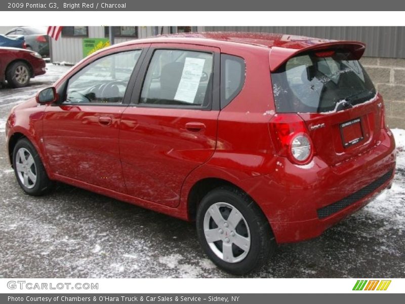 Bright Red / Charcoal 2009 Pontiac G3