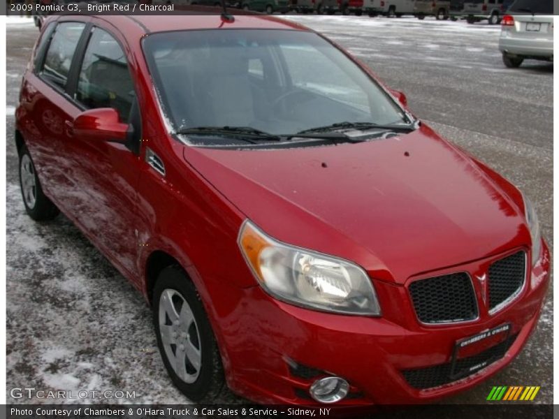Bright Red / Charcoal 2009 Pontiac G3