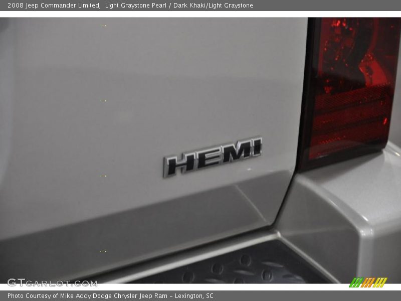 Light Graystone Pearl / Dark Khaki/Light Graystone 2008 Jeep Commander Limited