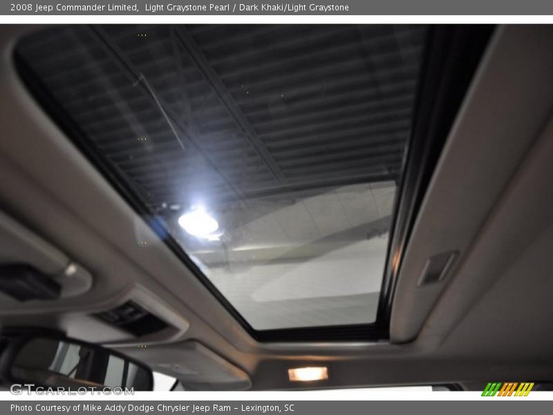 Light Graystone Pearl / Dark Khaki/Light Graystone 2008 Jeep Commander Limited