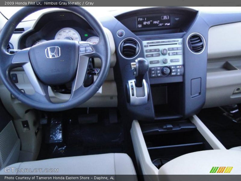 Dashboard of 2009 Pilot LX