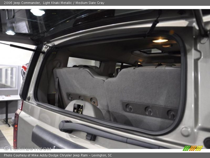 Light Khaki Metallic / Medium Slate Gray 2006 Jeep Commander