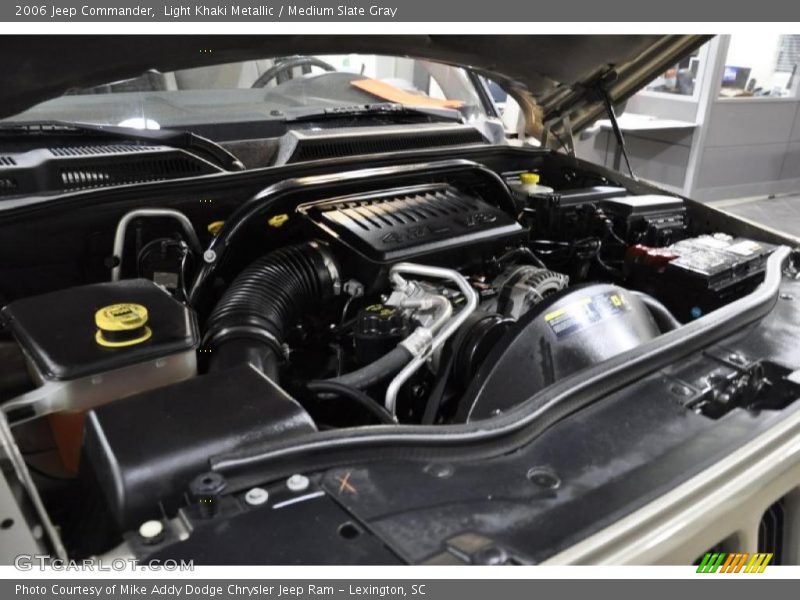 Light Khaki Metallic / Medium Slate Gray 2006 Jeep Commander